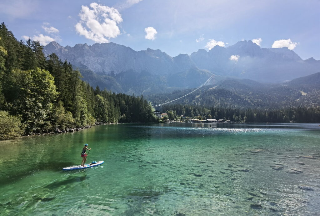 bayerische Karibik - der Eibsee ist nur wenige Kilometer von den Kuhfluchtwasserfällen entfernt