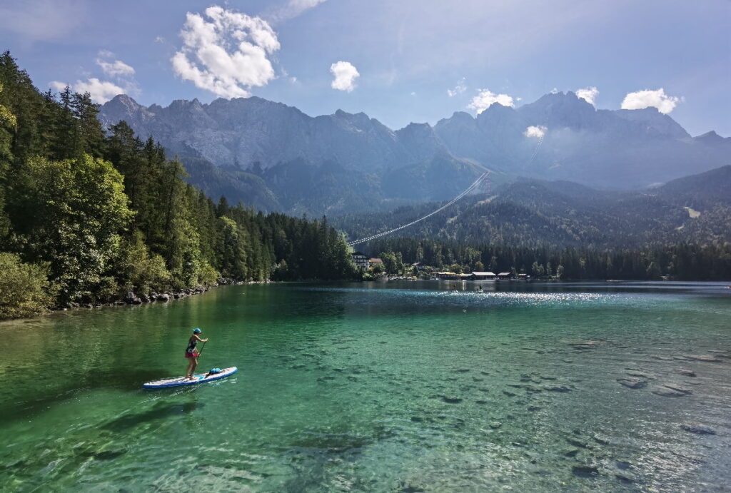 Der Eibsee ist eine der Farchant Sehenswürdigkeiten und Ausflugsziele